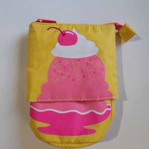 Thirty-one Hide & Peek Pouch - Sundae Surprise